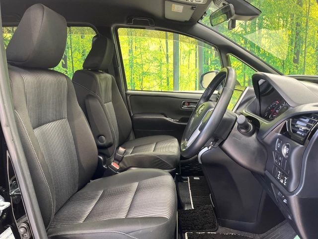 TOYOTA VOXY 2020 Image 31