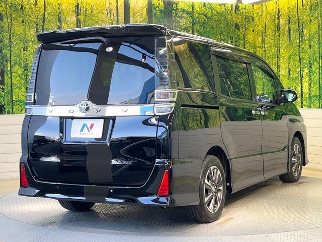 TOYOTA VOXY 2020 Image 31