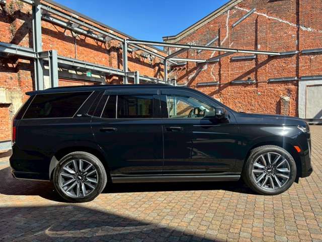 CADILLAC ESCALADE 2023 Image 31