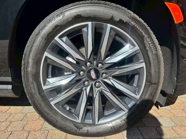 CADILLAC ESCALADE 2023 Image 31