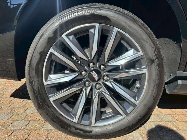 CADILLAC ESCALADE 2023 Image 31