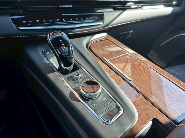 CADILLAC ESCALADE 2023 Image 31