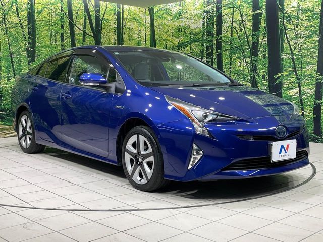 TOYOTA PRIUS 4WD 2018 Image 31