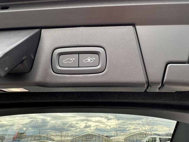 VOLVO V90 2025 Image 31