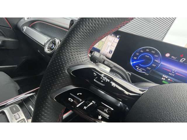 MERCEDES BENZ EQB 2024 Image 31