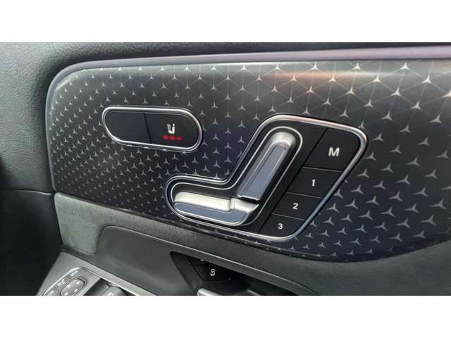 MERCEDES BENZ EQA 2024 Image 31