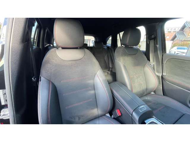 MERCEDES BENZ EQA 2024 Image 31