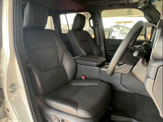 TOYOTA LANDCRUISER 250 2024 Image 31
