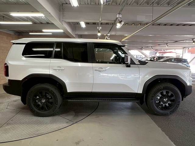 TOYOTA LANDCRUISER 250 2024 Image 31