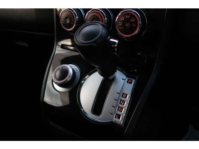 MITSUBISHI DELICA D:5 4WD 2015 Image 31