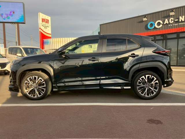 TOYOTA YARIS CROSS HYBRID 2024 Image 31