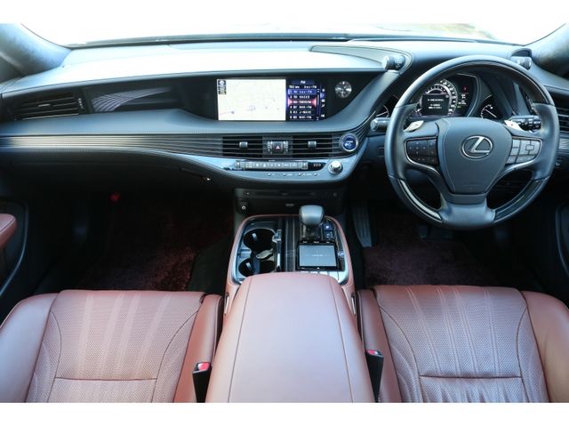 TOYOTA LEXUS LS500H 4WD 2018 Image 31
