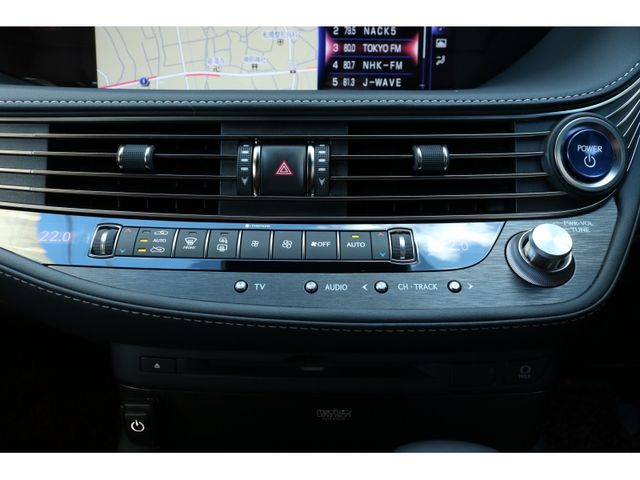 TOYOTA LEXUS LS500H 4WD 2018 Image 31