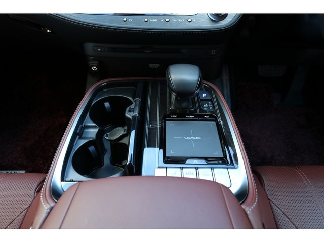 TOYOTA LEXUS LS500H 4WD 2018 Image 31