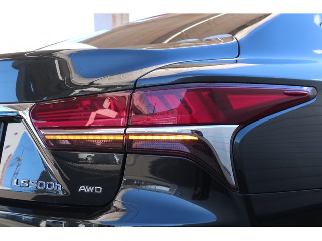 TOYOTA LEXUS LS500H 4WD 2018 Image 31