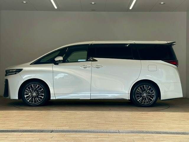 TOYOTA VELLFIRE 4WD 2023 Image 31