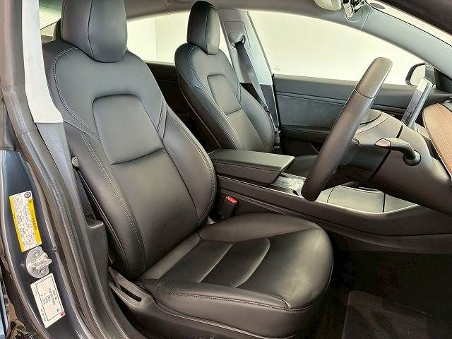 TESLA MODEL 3 2020 Image 31