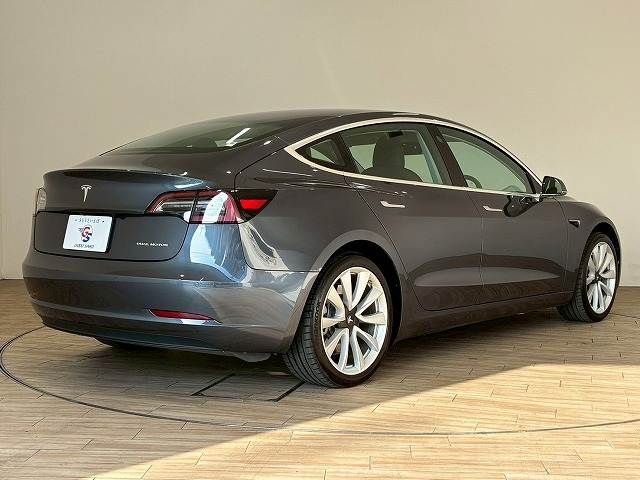 TESLA MODEL 3 2020 Image 31