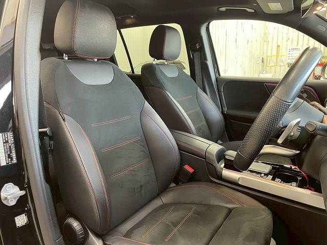 MERCEDES BENZ GLB 2022 Image 31