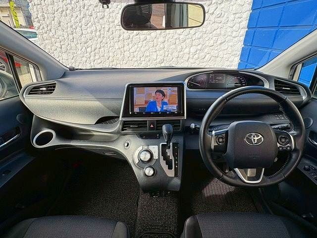 TOYOTA SIENTA HYBRID 2020 Image 31