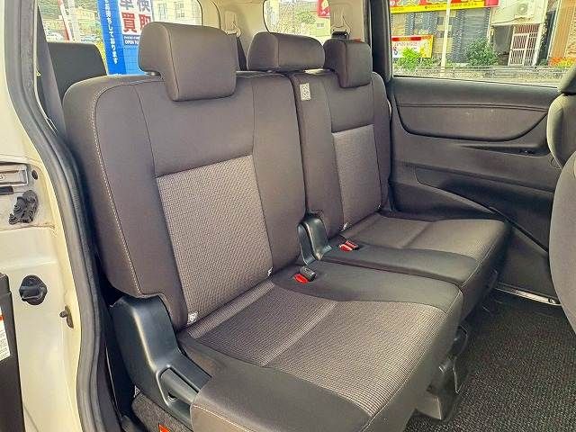 TOYOTA SIENTA HYBRID 2020 Image 31