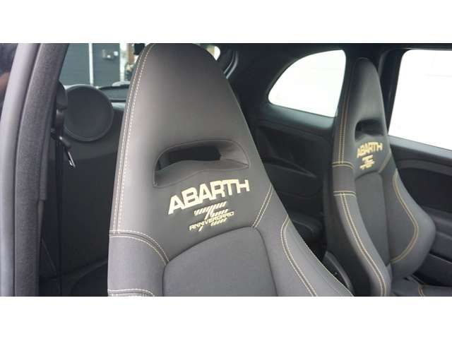 FIAT ABARTH 695 2025 Image 31