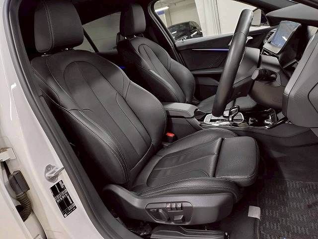 BMW 1SERIES 2020 Image 31