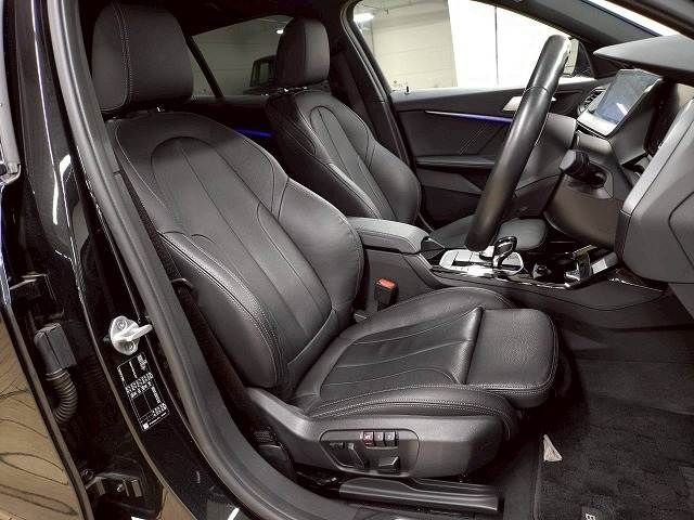 BMW 1SERIES 2020 Image 31