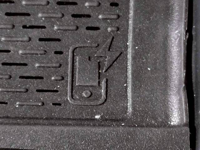 MERCEDES BENZ A CLAS 2018 Image 31