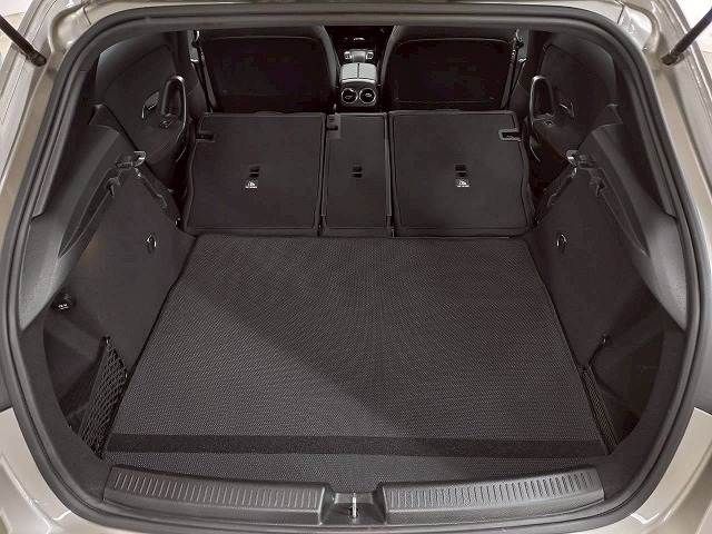 MERCEDES BENZ A CLAS 2018 Image 31