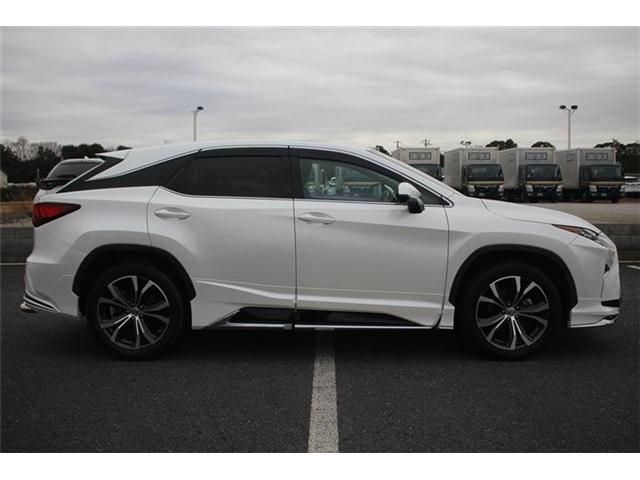 TOYOTA LEXUS RX450H 2WD 2017 Image 31