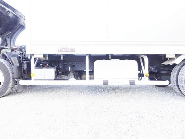 HINO DUTRO 2018 Image 31