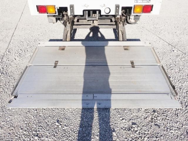 ISUZU FORWARD 2010 Image 31