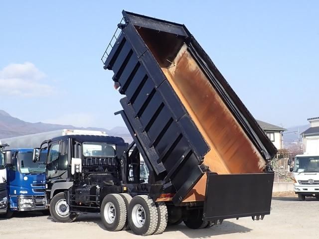 MITSUBISHI FUSOU SUPER GREAT 2015 Image 31