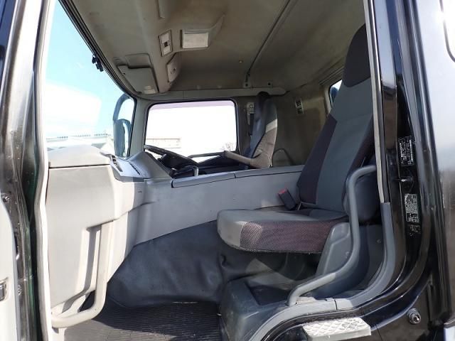 MITSUBISHI FUSOU SUPER GREAT 2015 Image 31