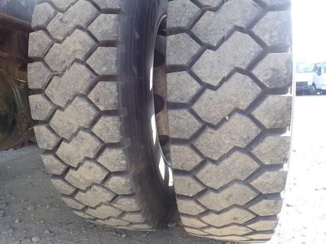 MITSUBISHI FUSOU SUPER GREAT 2015 Image 31