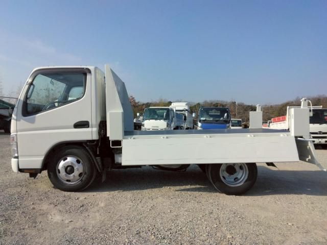 MITSUBISHI CANTER 2006 Image 31