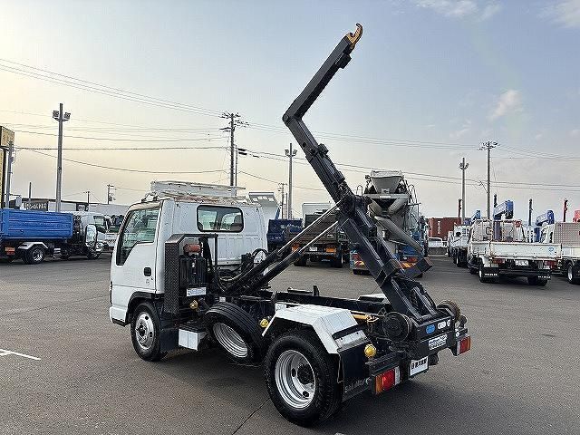 ISUZU ELF 2006 Image 31