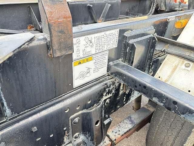 ISUZU ELF 2006 Image 31