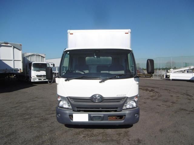 TOYOTA DYNA 2017 Image 31