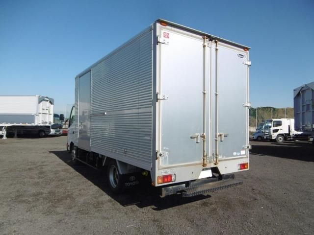 TOYOTA DYNA 2017 Image 31