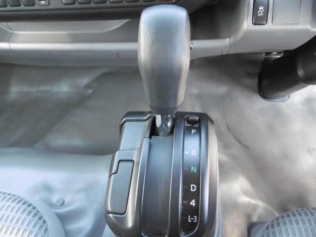 TOYOTA DYNA 2017 Image 31