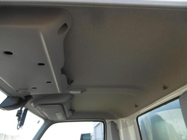 TOYOTA DYNA 2017 Image 31