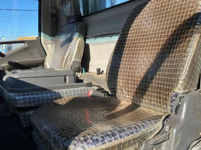 MITSUBISHI CANTER 1997 Image 31