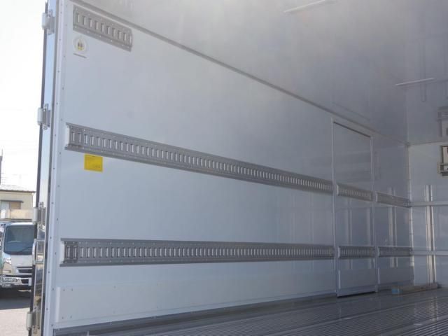 MITSUBISHI FUSOU FIGHTER 2025 Image 31