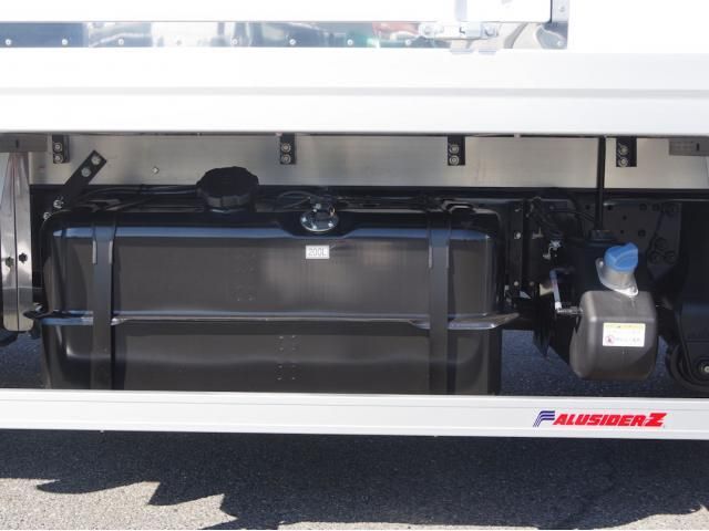 MITSUBISHI FUSOU FIGHTER 2025 Image 31