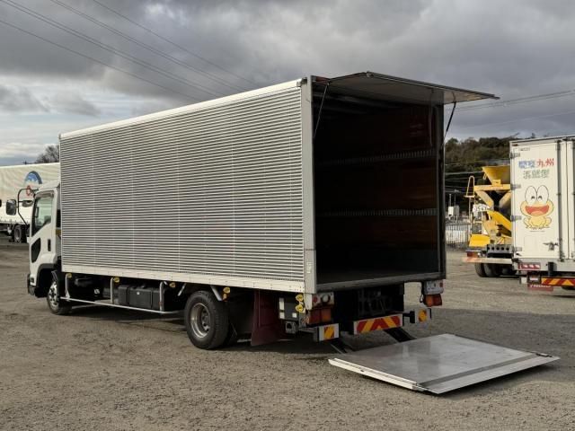 ISUZU FORWARD 2017 Image 31