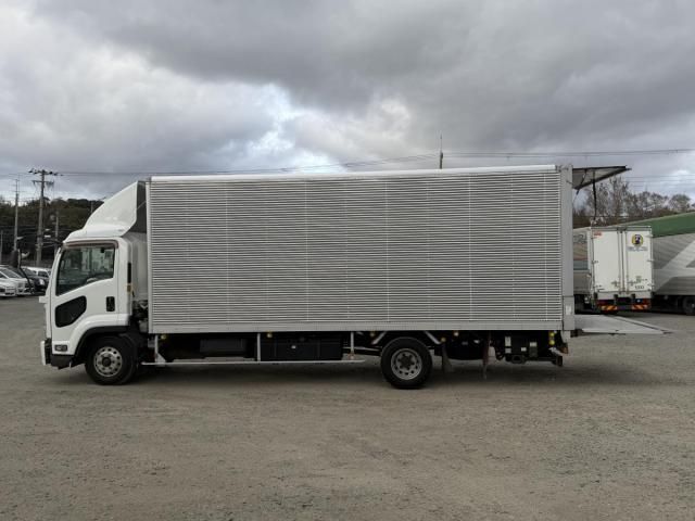 ISUZU FORWARD 2017 Image 31