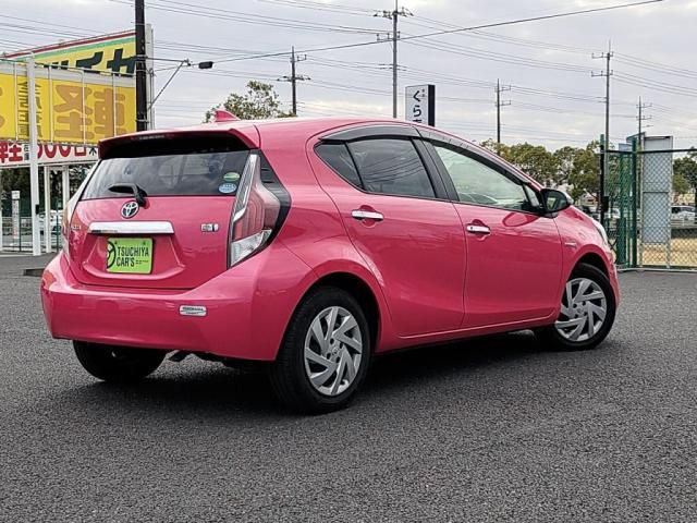 TOYOTA AQUA 2015 Image 31