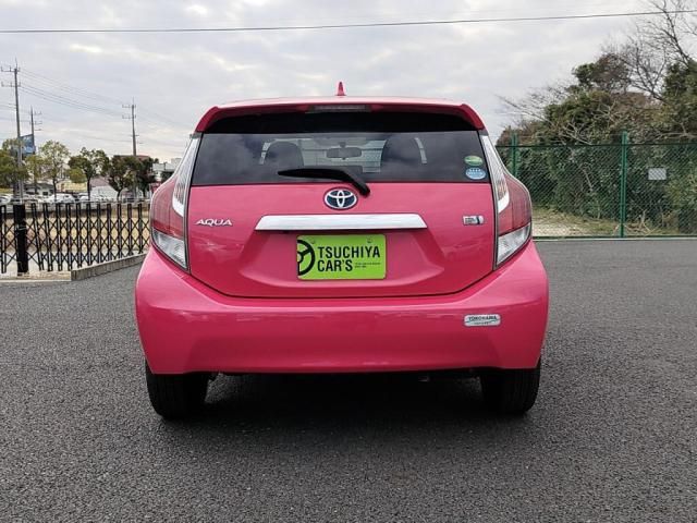 TOYOTA AQUA 2015 Image 31